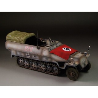 1/30 WWII German SdKfz 251/D Halftrack winter version G012