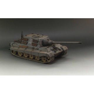 German Jadgtiger Early production grey version G063