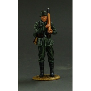 WW2 German artillery crew loader#2 GER012