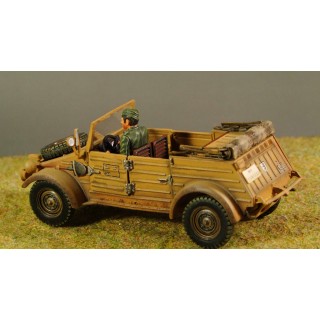 1/30 WW2 German 82 type kubelwagen DAK version EC011